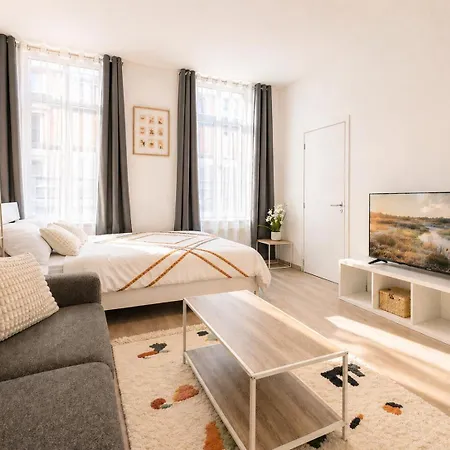 Casa Lairesse Апартаменты *